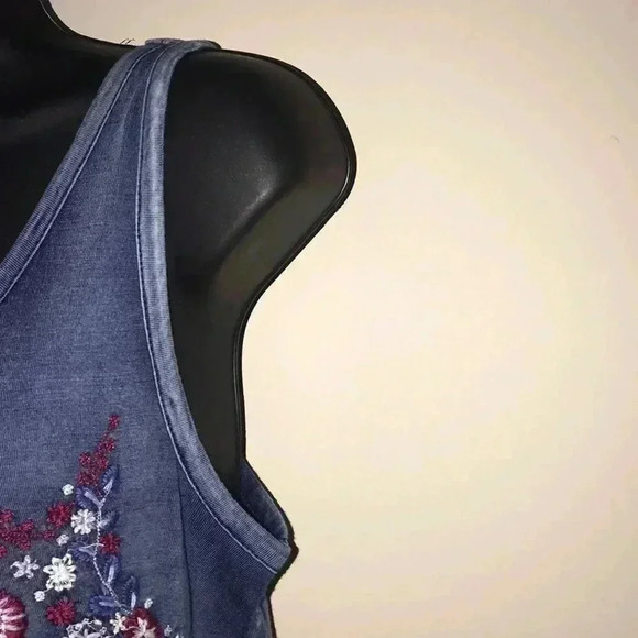Lucky Brand Stars Denim Look NWT Tank Size XS—WB01 - Picture 3 of 6